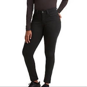 Levi’s 311 Shaping skinny in Black size 33 NWOT